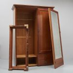 519304 Wardrobe cupbo..